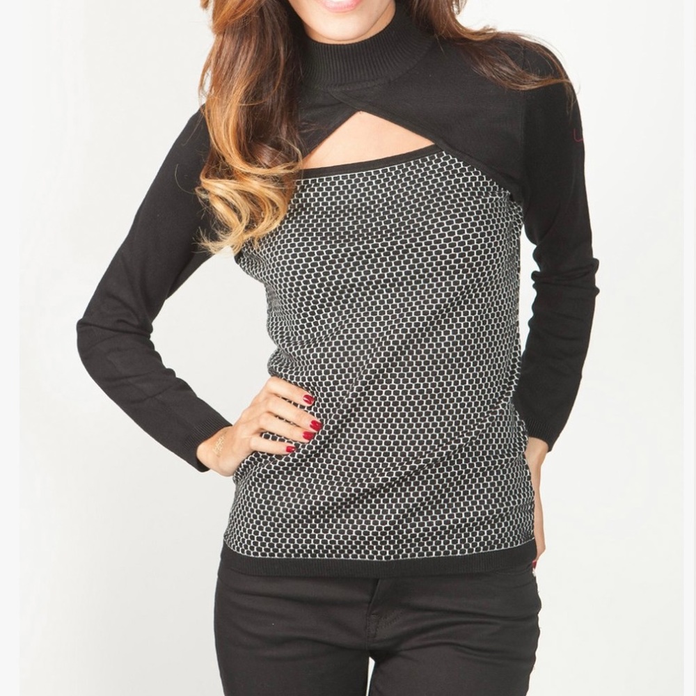 Yukon Paris Black w/White Turtleneck Peephole Sweater